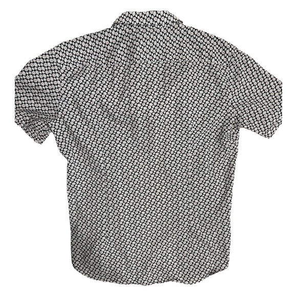 Hugo Boss Men's Black Floral Shirt๐น - Picture 3 of 6